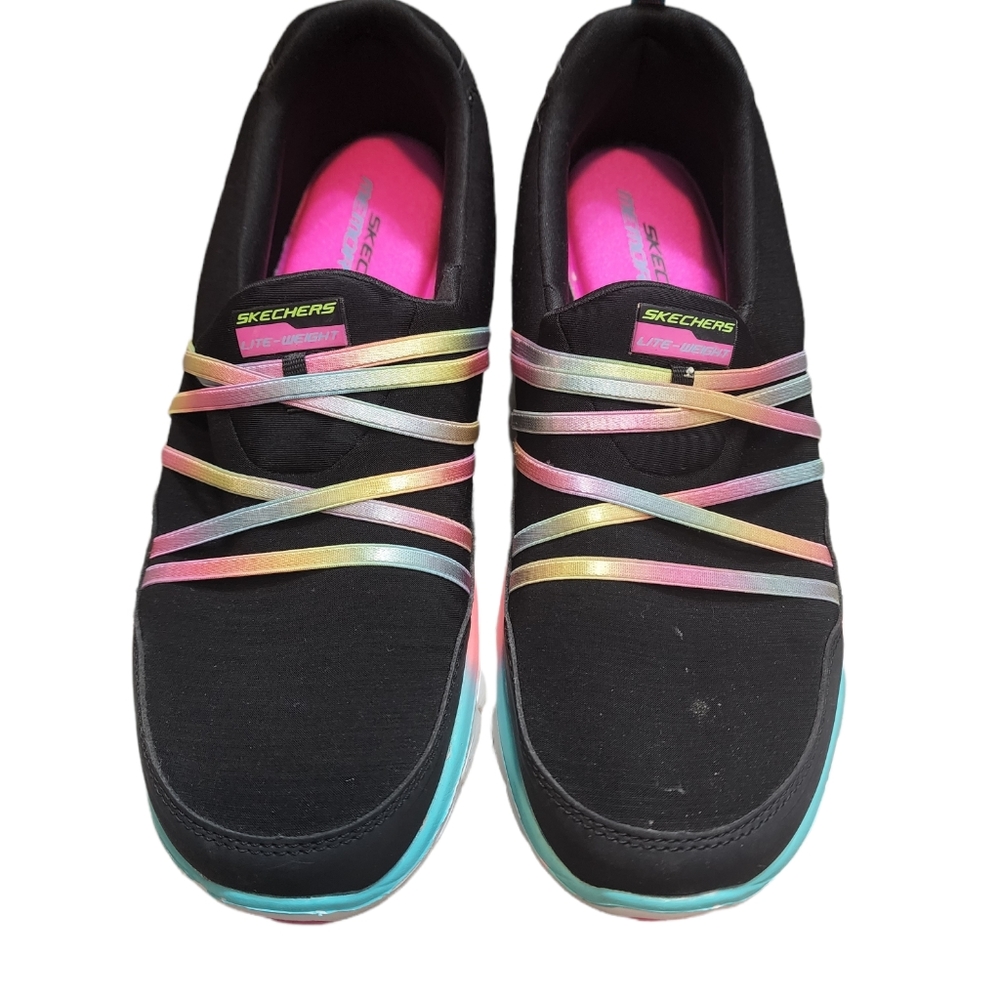 Sketchers scene stealer shoes‎